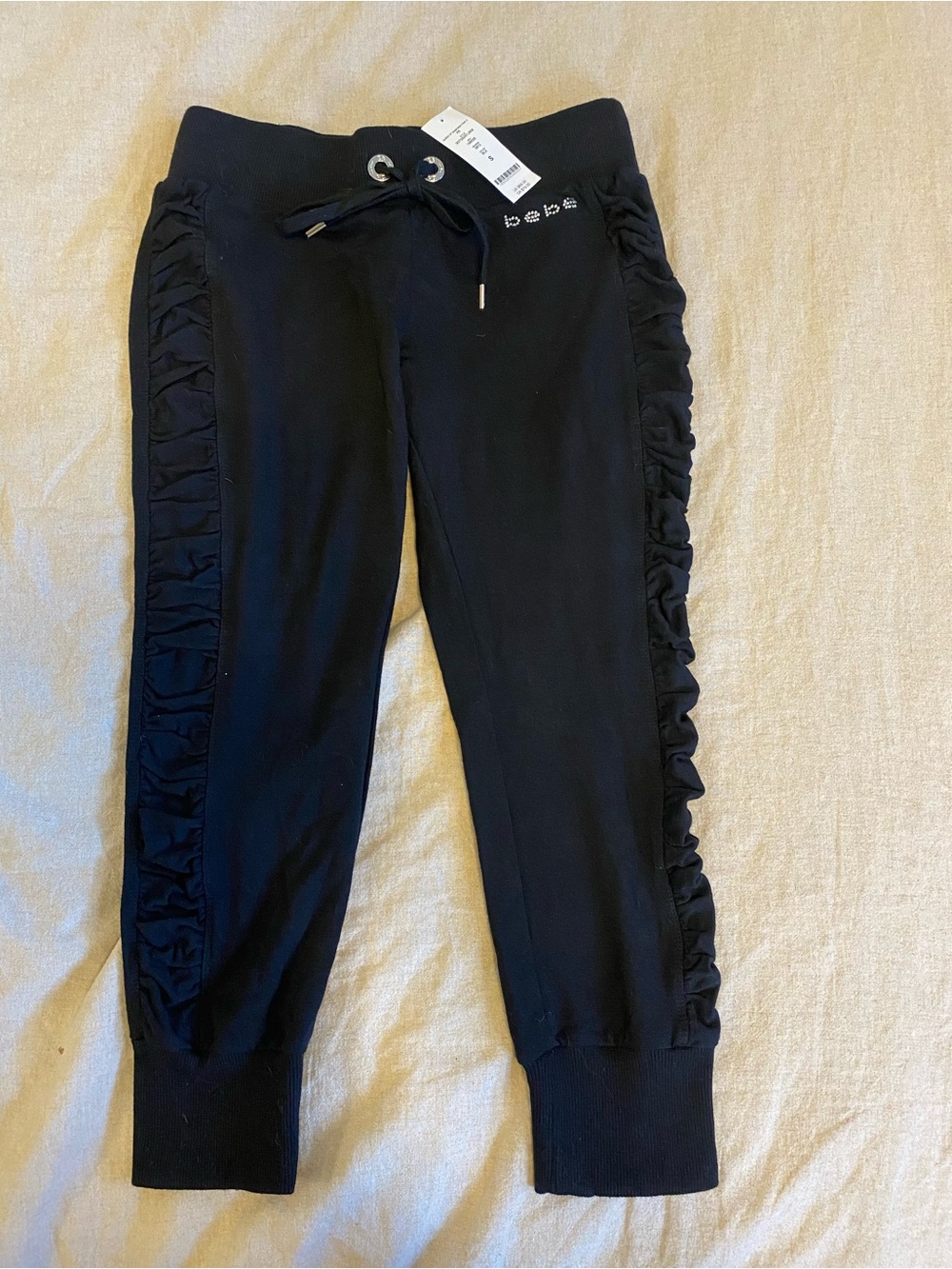 Queen of diamond bebe capri joggers NWT